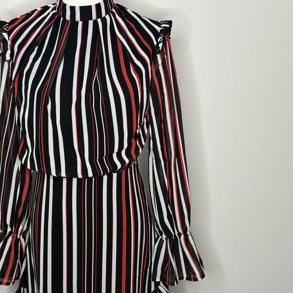 Area Stars Striped Long Sleeve Ruffle Mini Dress XS Black White Red - Picture 8 of 11
